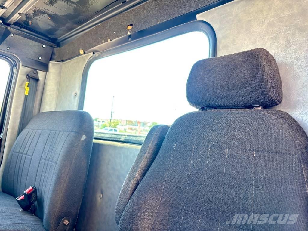 Western Star 4900 曳引機組件
