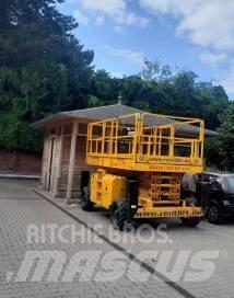 Haulotte H 15 SX 剪式升降機