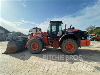 Hitachi ZW 250-6 輪胎式裝載機