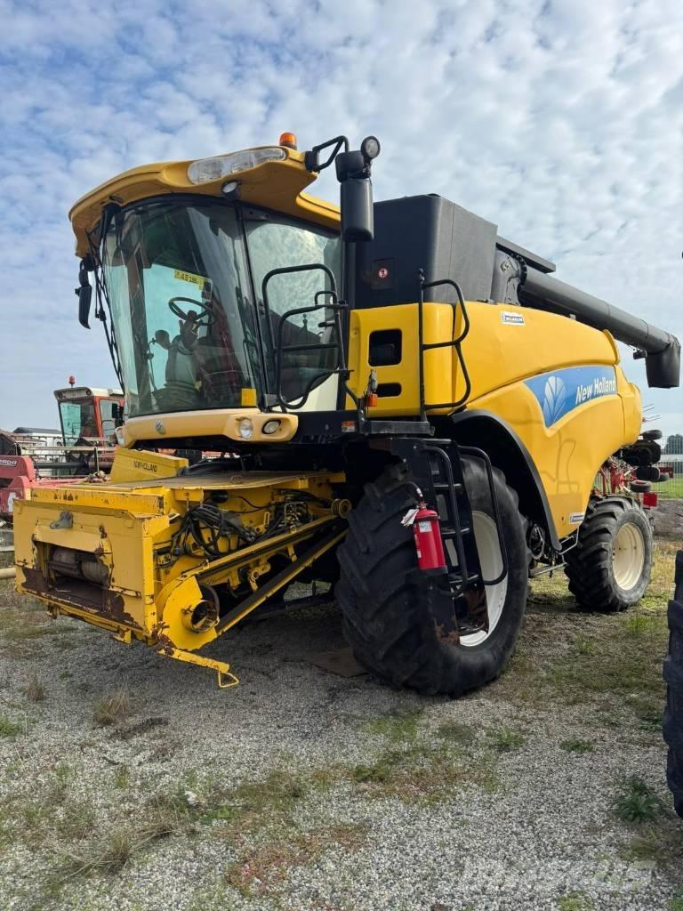 New Holland CR 960 聯合收穫機