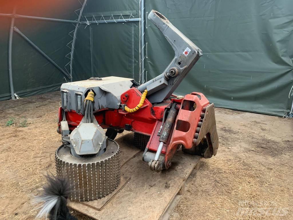 Log Max 7000 收穫機頭