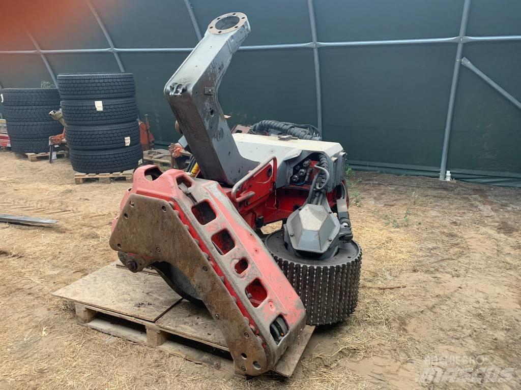 Log Max 7000 收穫機頭