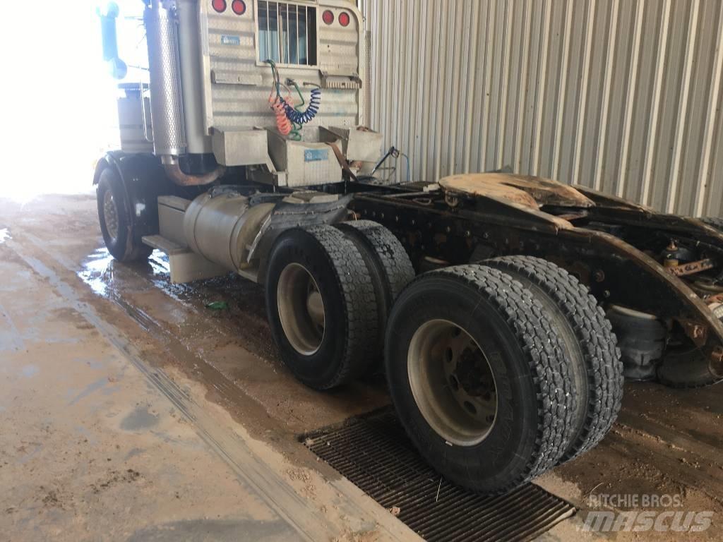 Peterbilt 378 焊車