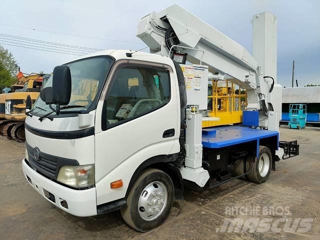 Tadano BT-110-1 卡車裝載高空作業車