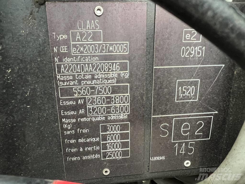 CLAAS Axos 310 曳引機