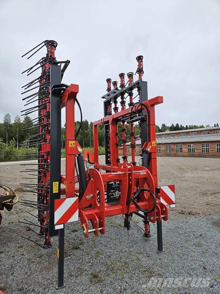 Tume Harrow s 660 L 耙車