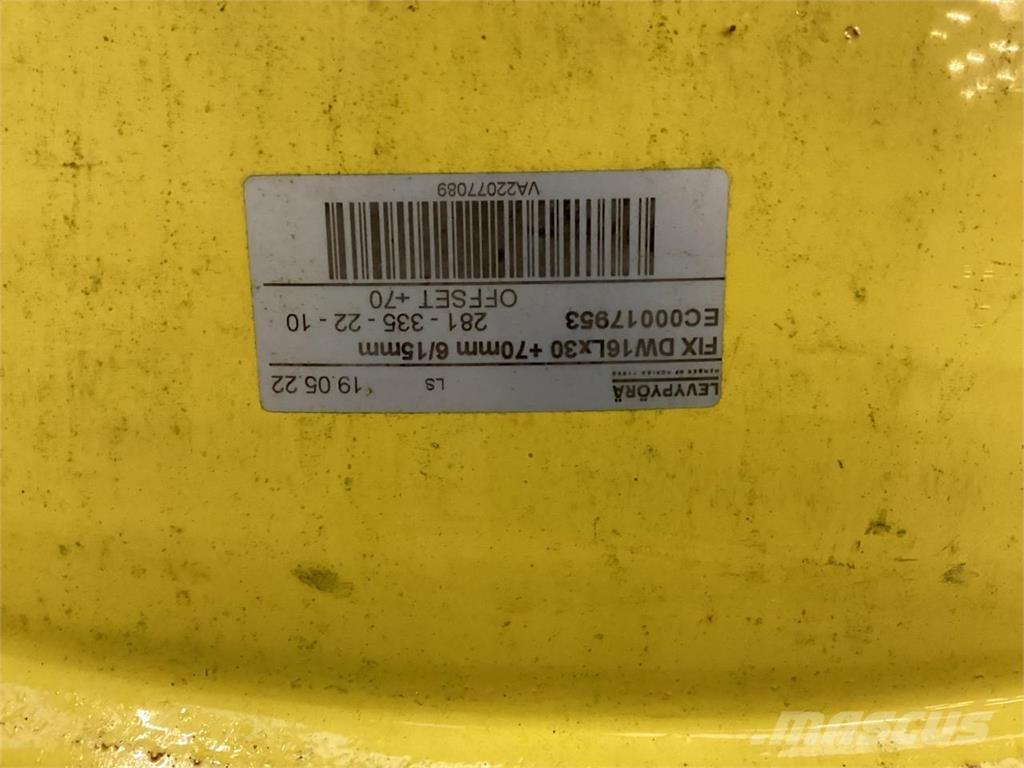 John Deere 16x30 輪胎、車輪和輪圈