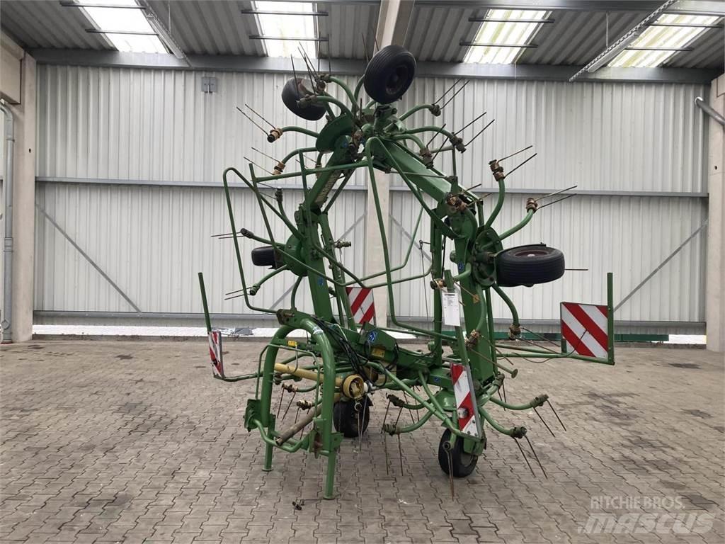 Krone KW7.70/6x7 耙與翻草機