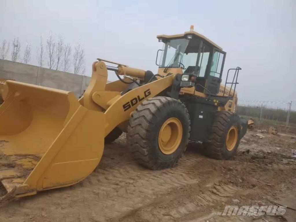 SDLG L 955 F 輪胎式裝載機