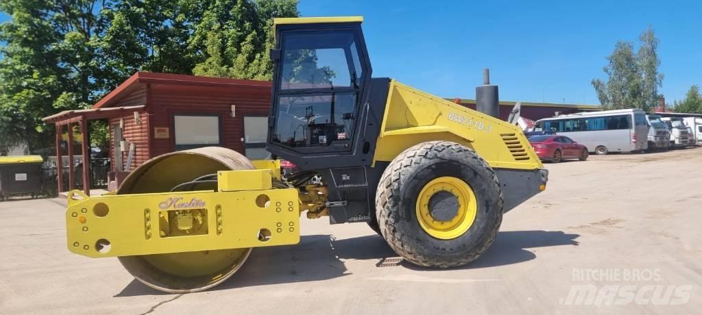 Bomag BW 211 D-3 單輪滾壓機