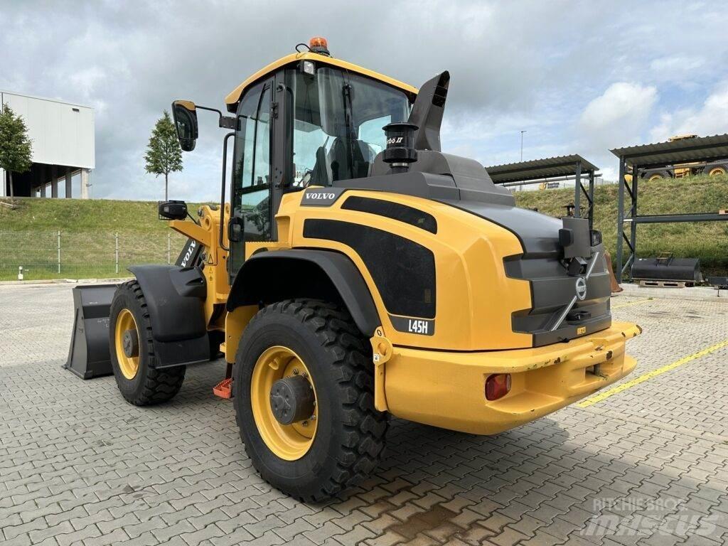 Volvo L45HS 輪胎式裝載機