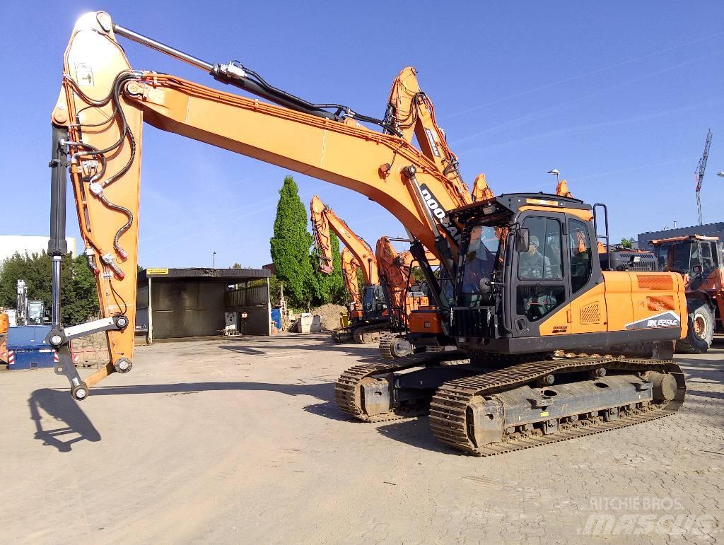 Doosan DX225LC-7 履帶式 挖土機/掘鑿機/挖掘機