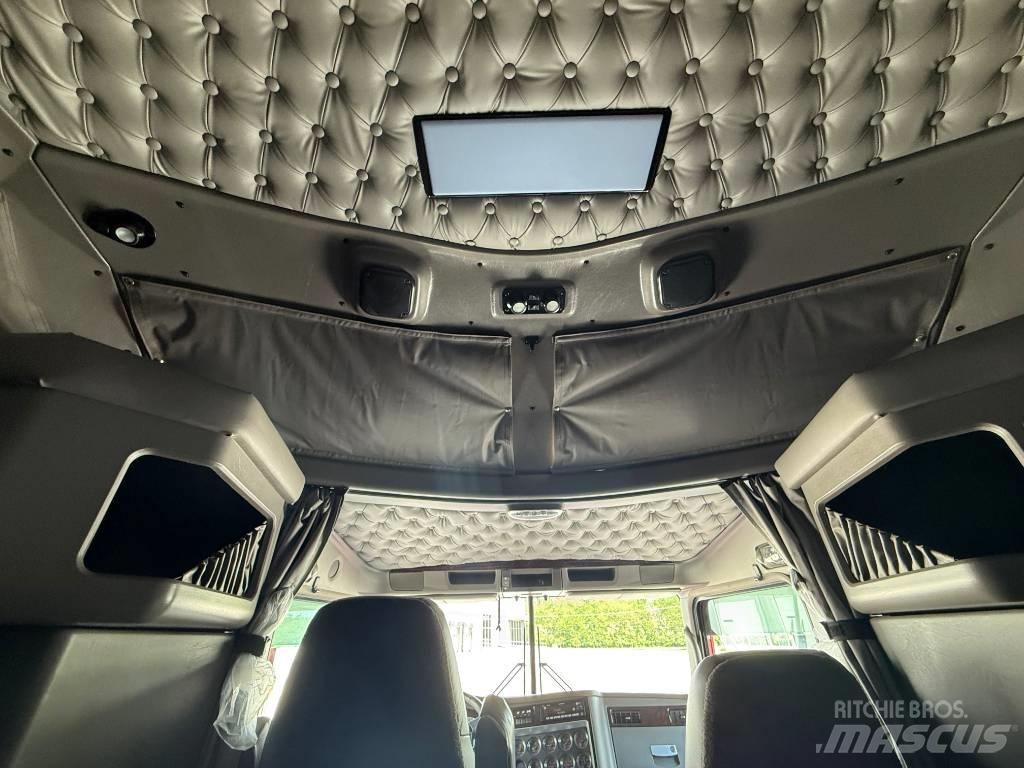 Kenworth W 900 L 曳引機組件