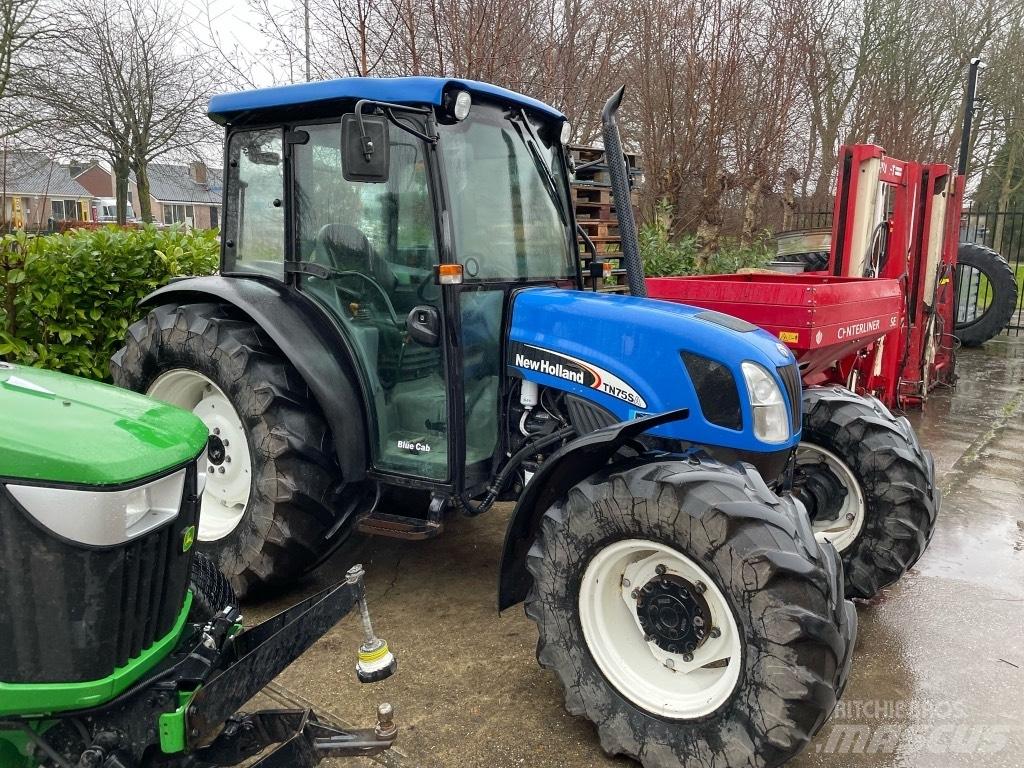 New Holland TN75SA 曳引機