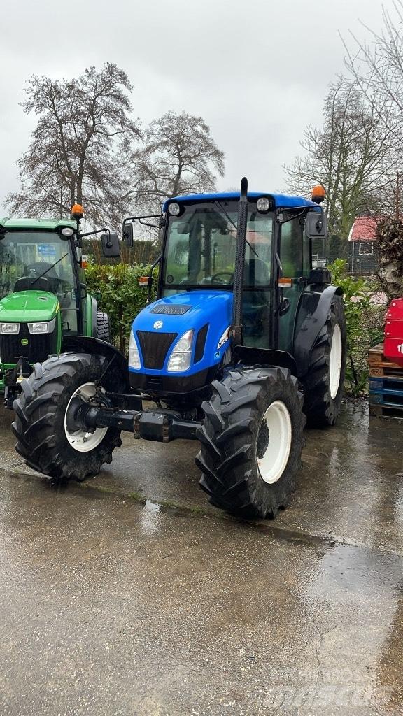 New Holland TN75SA 曳引機