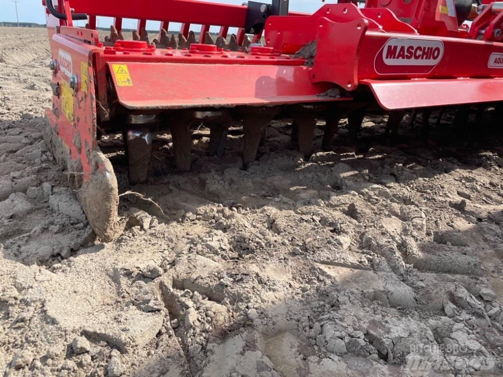 Maschio Aquila 6000 動力耙和旋轉式耕耘機