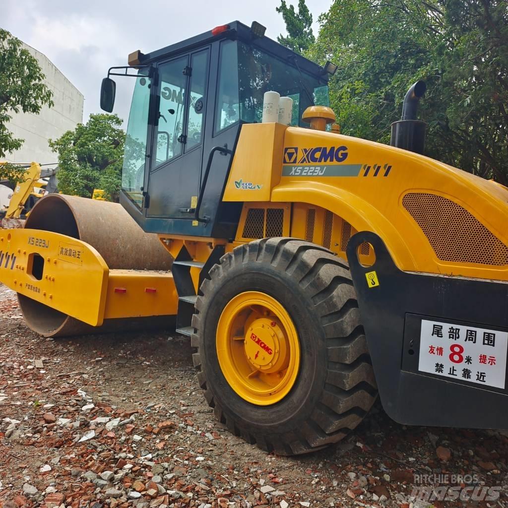 XCMG XS 223 J 單輪滾壓機