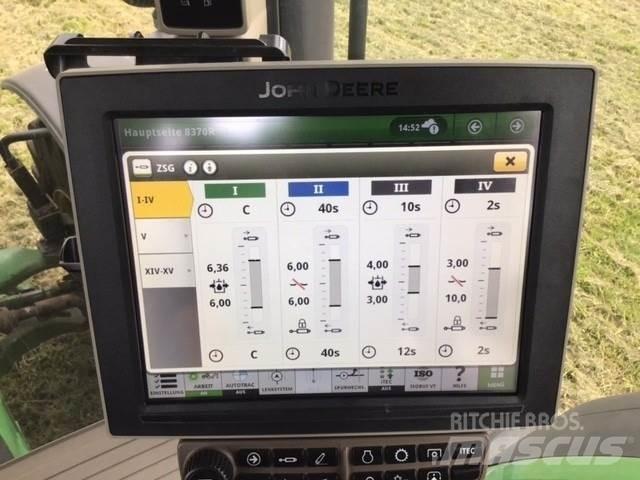 John Deere 8370R 曳引機