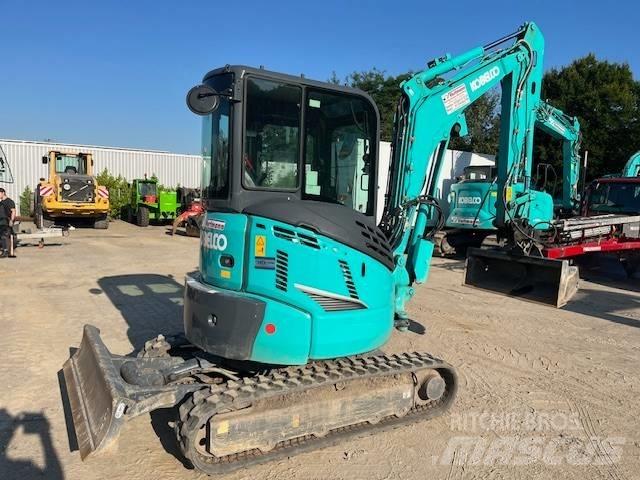 Kobelco SK30 SR-6E 小型挖土機/掘鑿機<7t(小型挖掘機)