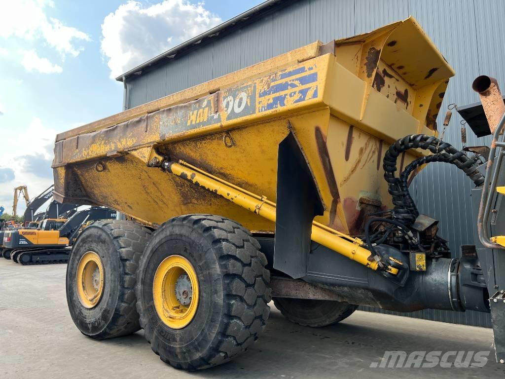 Komatsu HM400-3 鉸接式起吊車