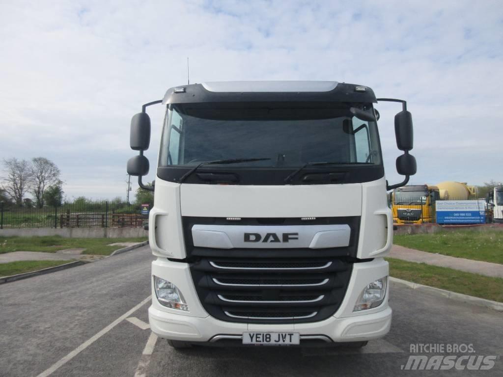 DAF CF450 平板 / 絞盤 卡車