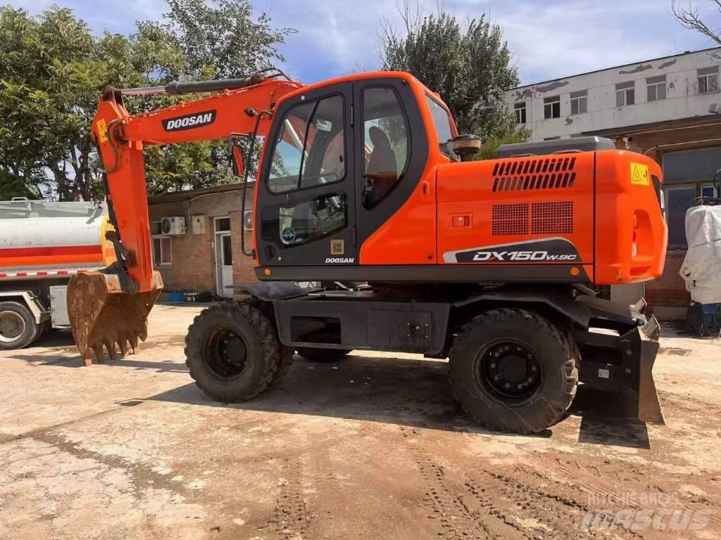 Doosan DH150W 旋轉式挖土機/掘鑿機/挖掘機