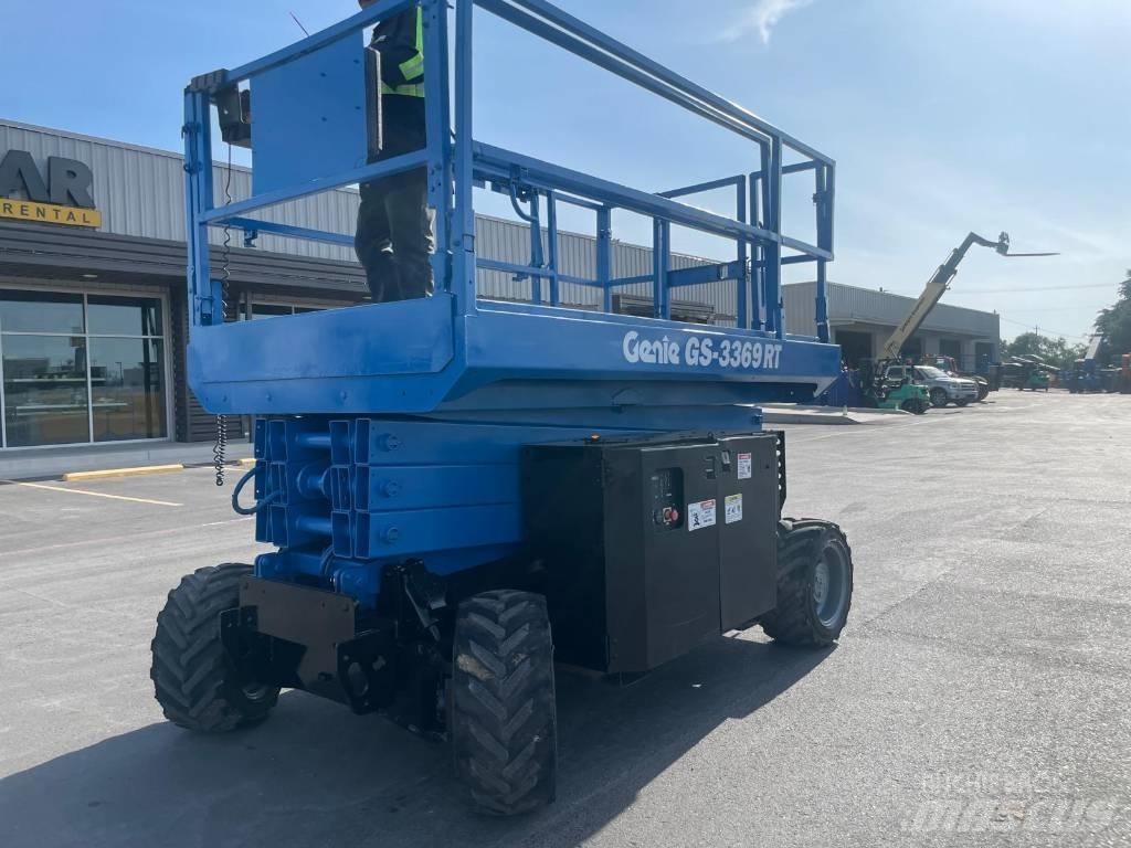 Genie GS 3369 RT 剪式升降機
