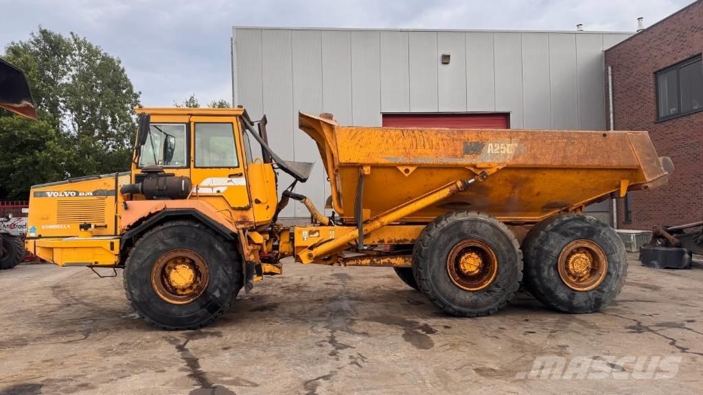 Volvo A 25 C 鉸接式起吊車