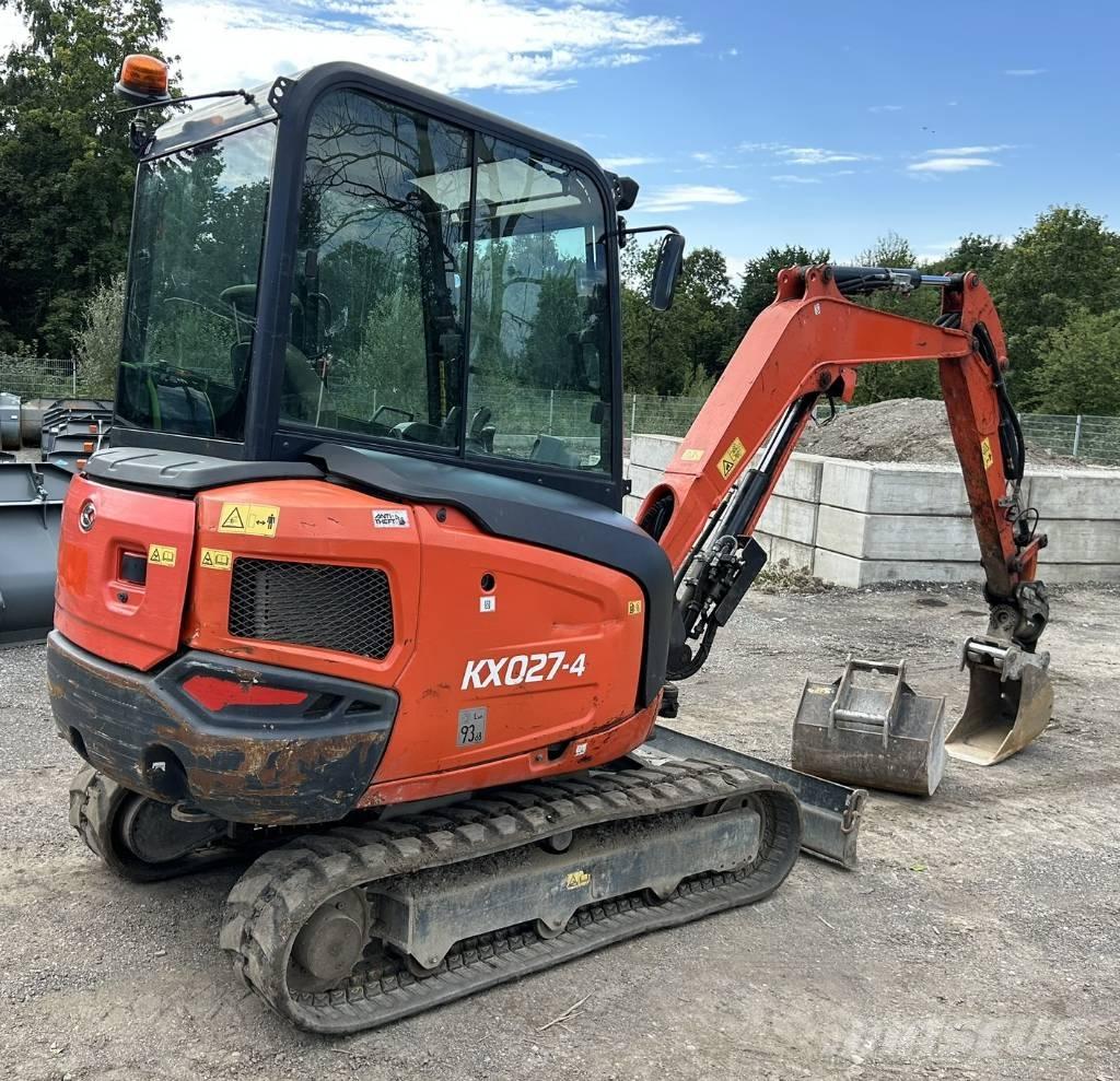 Kubota KX 027 小型挖土機/掘鑿機<7t(小型挖掘機)