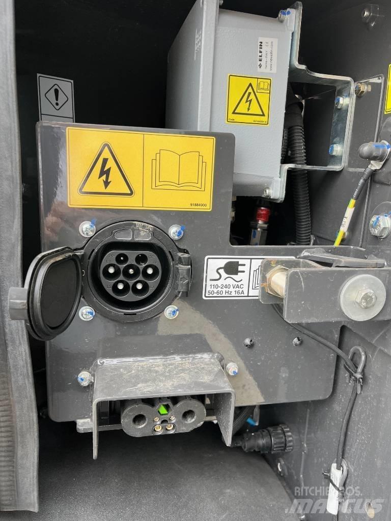 CASE 12 EV 輪胎式裝載機
