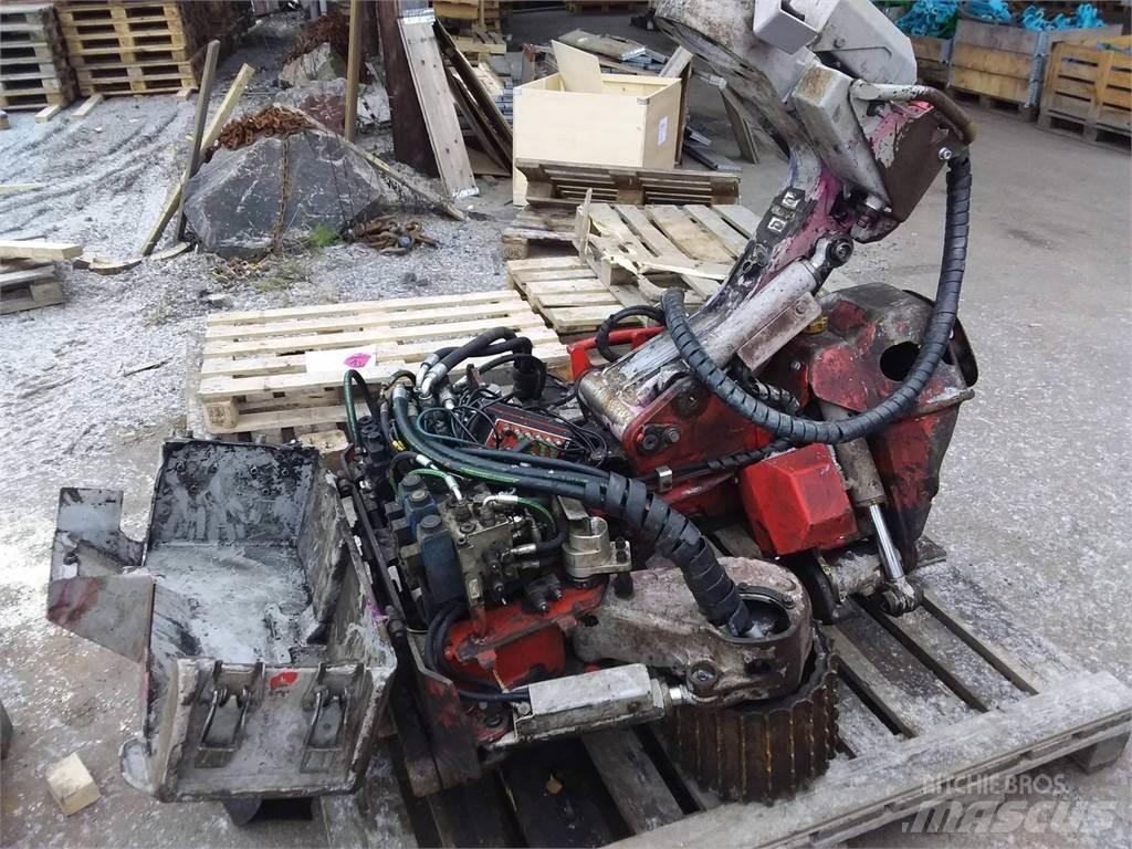 Log Max 4000T 收穫機頭
