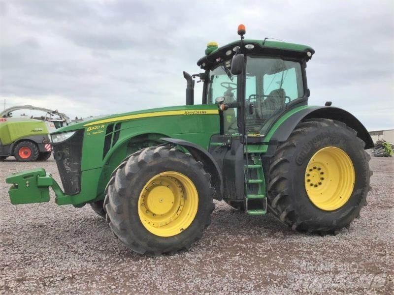 John Deere 8320 R 曳引機