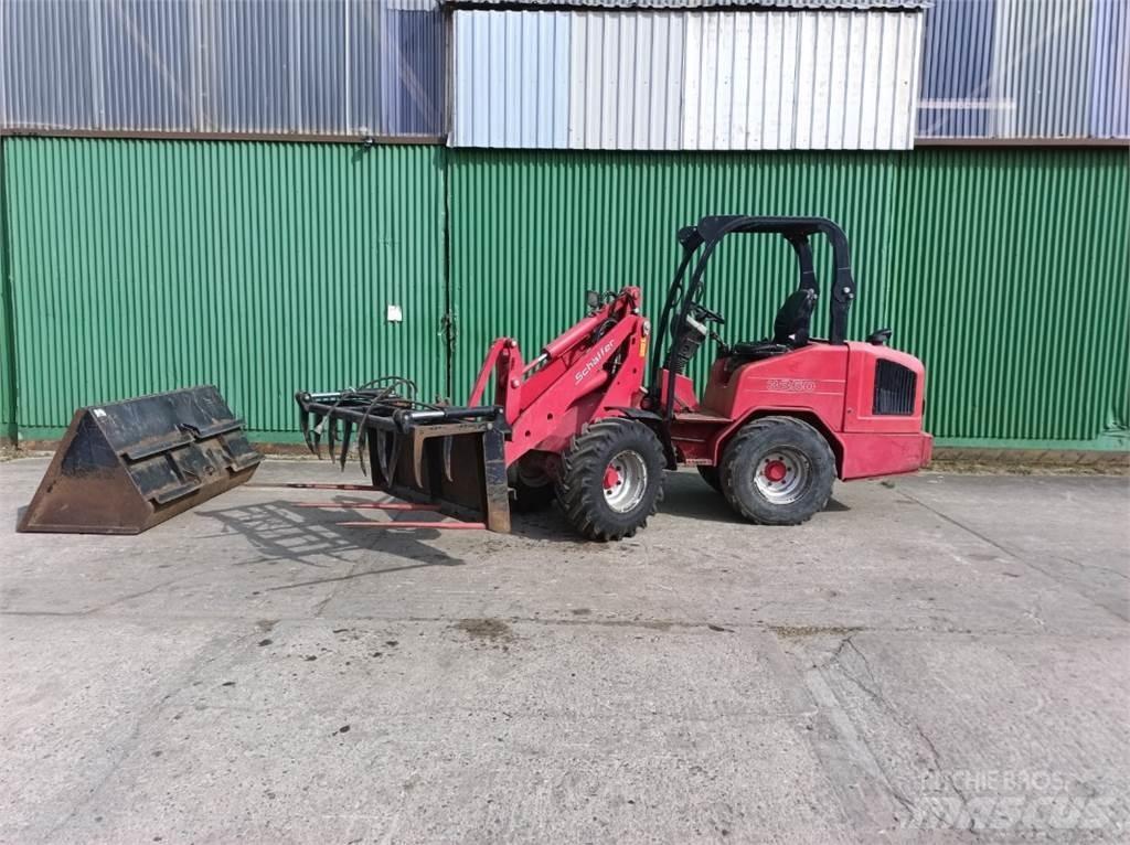 Schäffer 3350 輪胎式裝載機