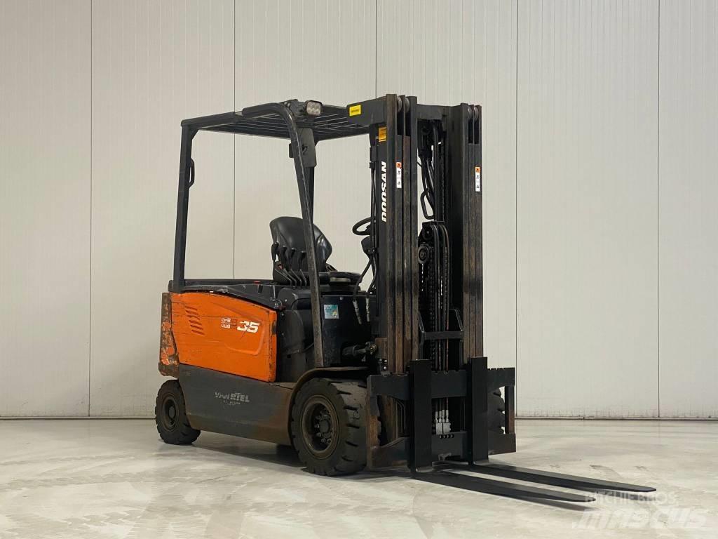 Doosan B35X-7 電動堆高機