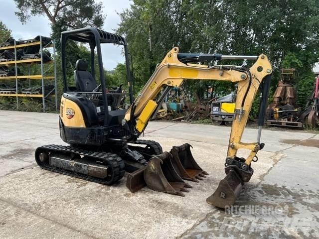 Yanmar Vio 25-4 小型挖土機/掘鑿機<7t(小型挖掘機)