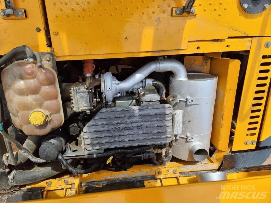 JCB JS 130 LC 履帶式 挖土機/掘鑿機/挖掘機