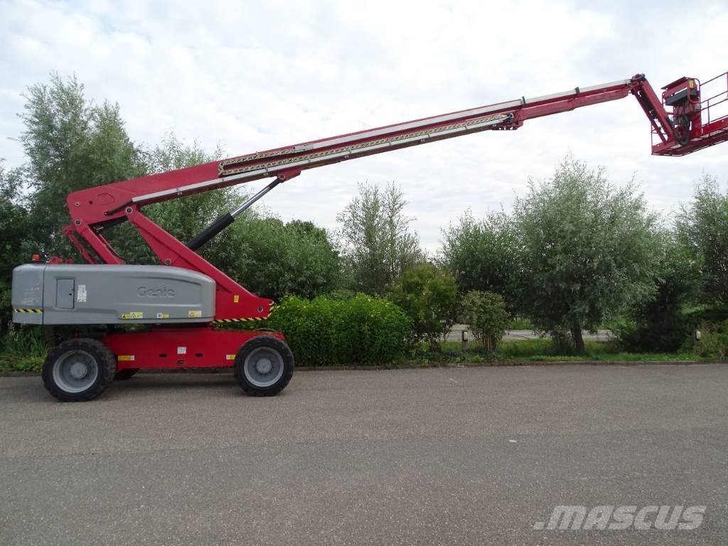Genie S 85 伸縮臂高空作業車