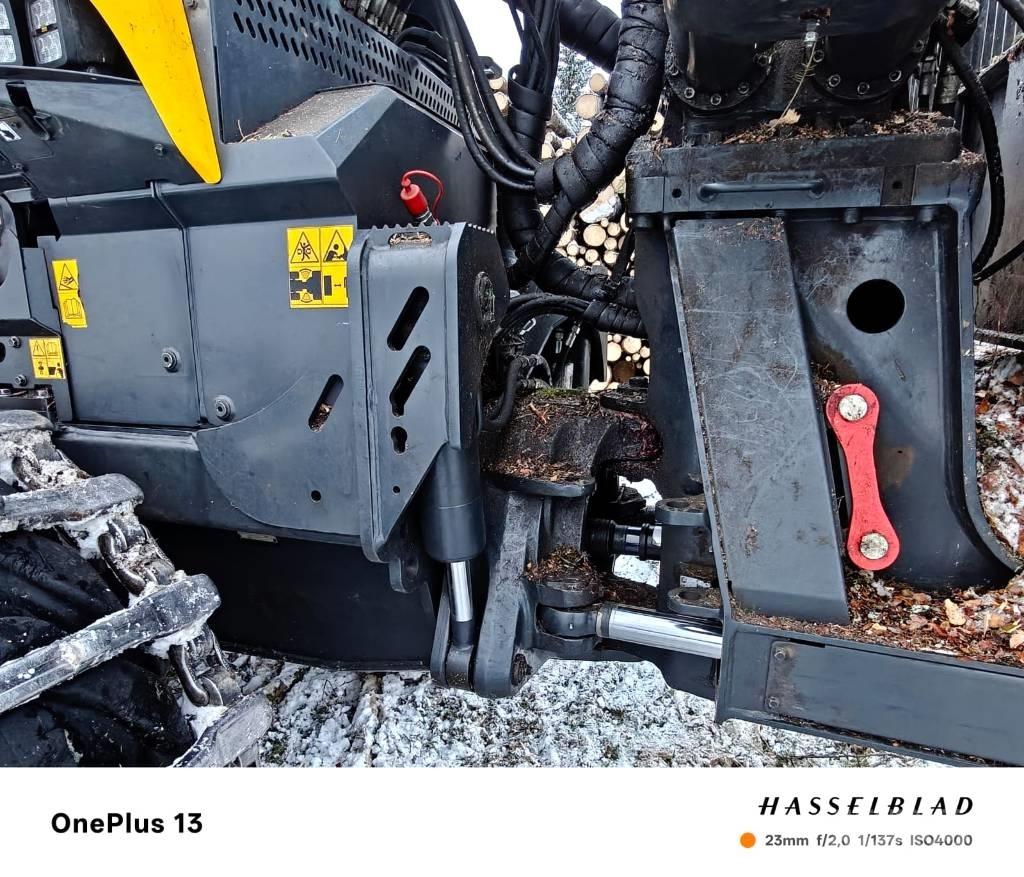 Ponsse Buffalo 8W 集運機