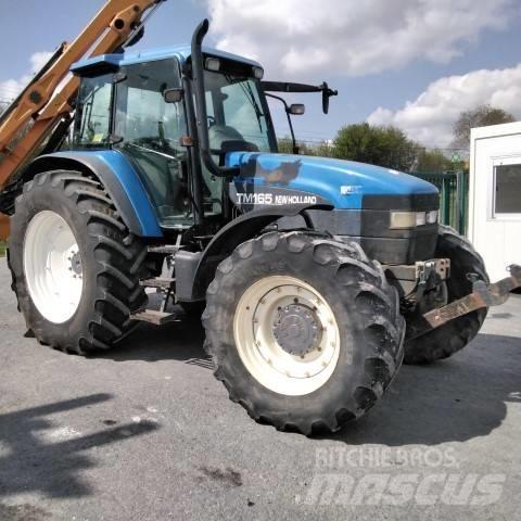 New Holland TM 165 曳引機