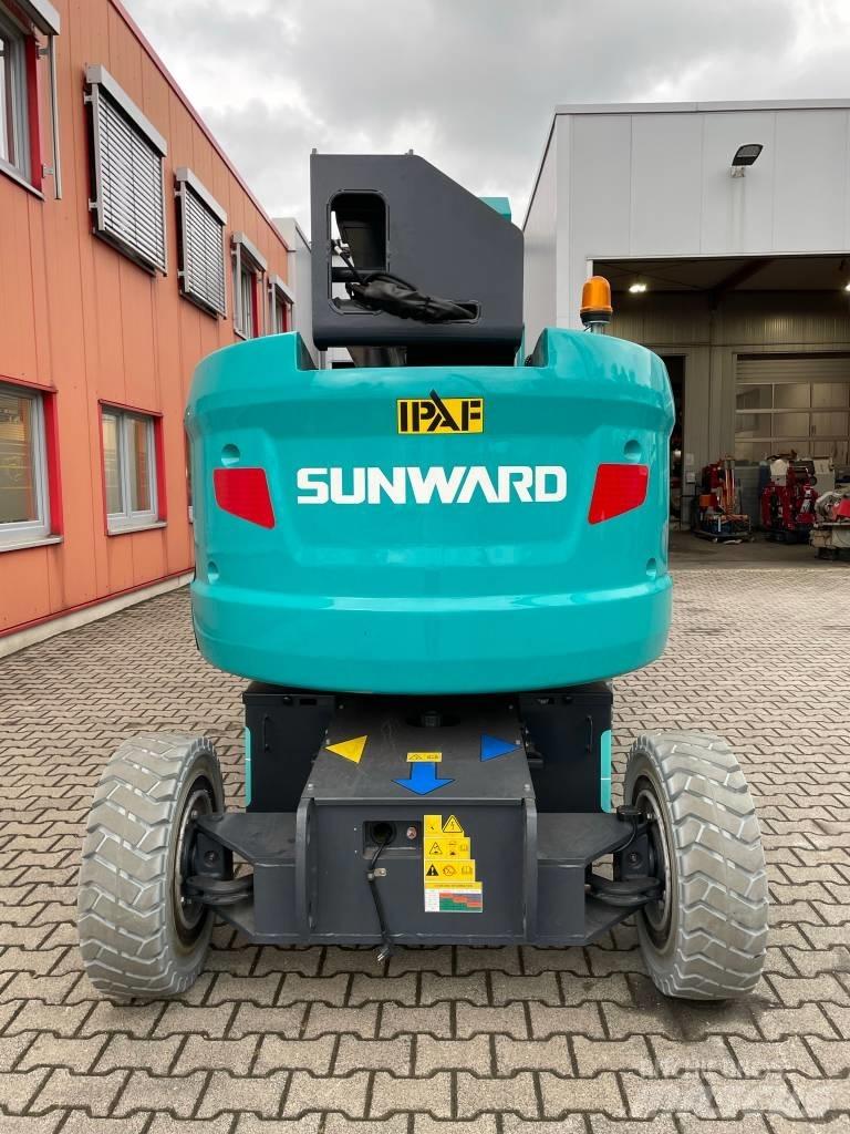 Sunward SWA16JE 曲臂高空作業車