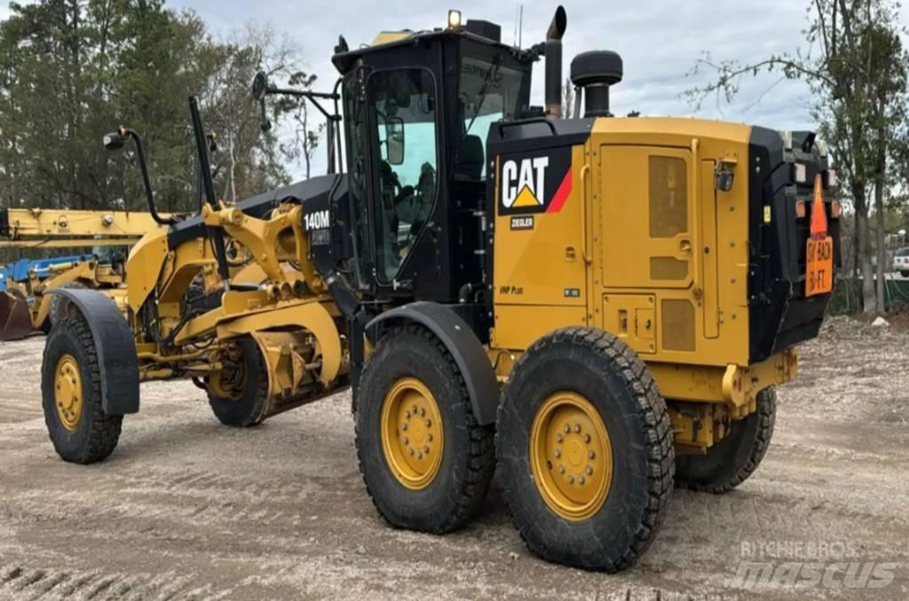 CAT 140M2 AWD 平土機