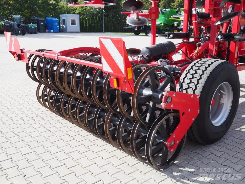 Horsch Tiger 6 MT 中耕管理機