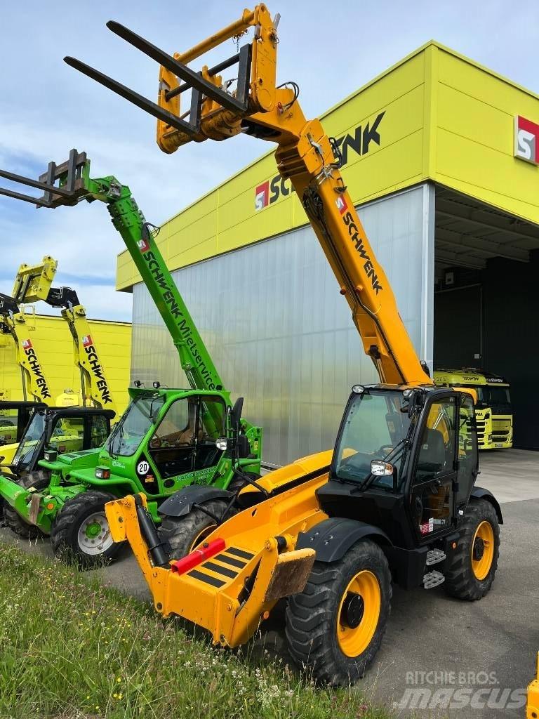 JCB 540-140 伸縮臂操作車