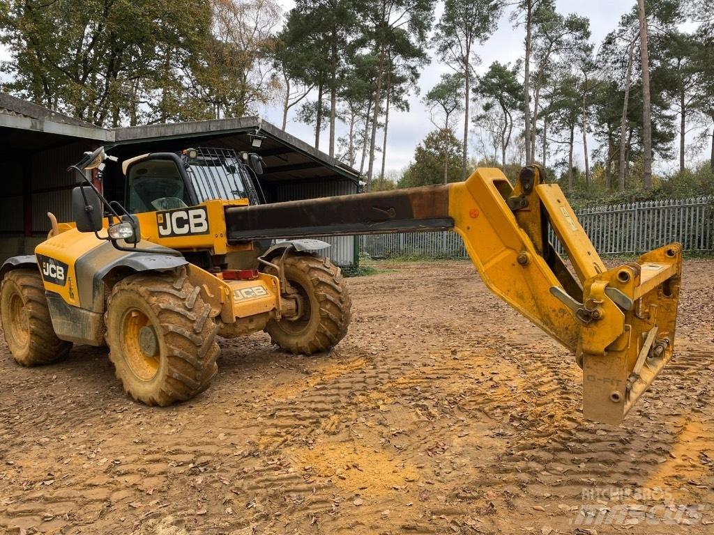 JCB 541-70 農業用伸縮臂裝載機