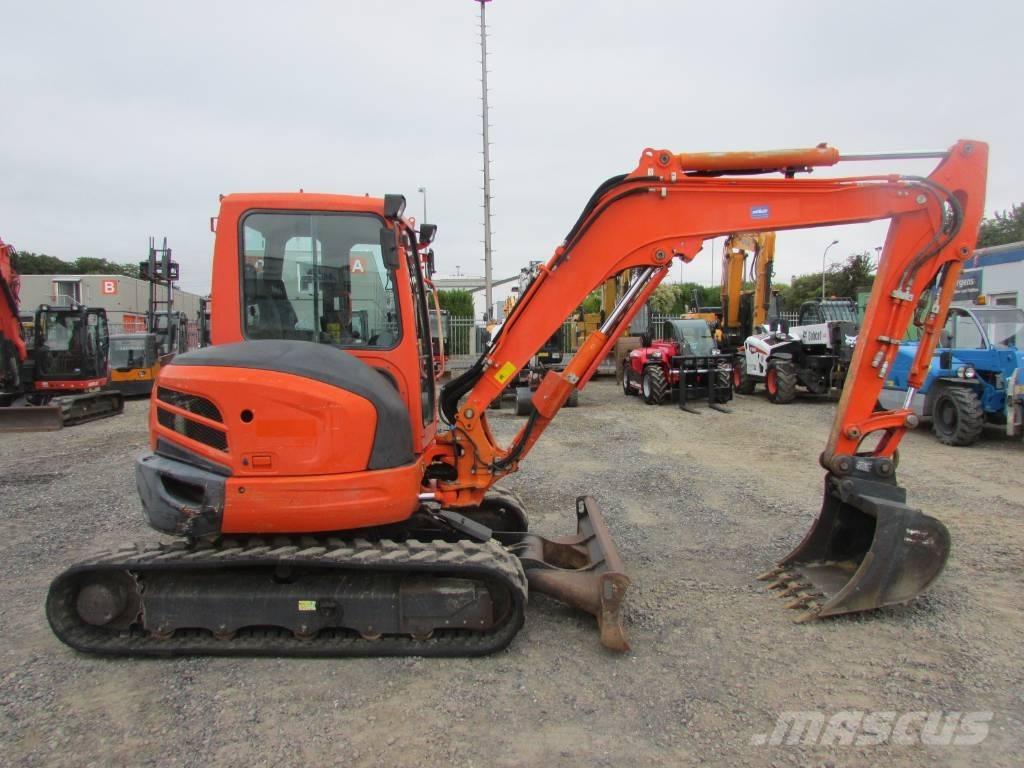 Kubota U 55-4 小型挖土機/掘鑿機<7t(小型挖掘機)