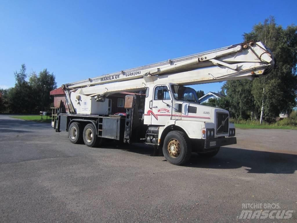 Volvo N 7 6X2 4600 起重機卡車
