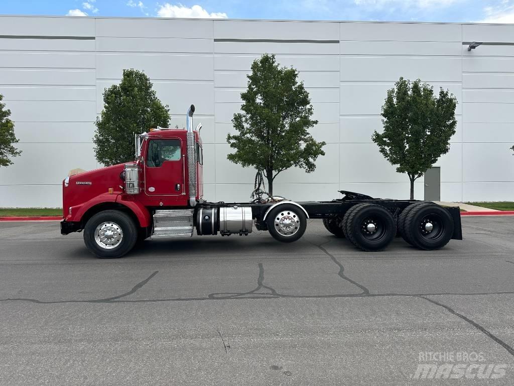 Kenworth T 800 曳引機組件