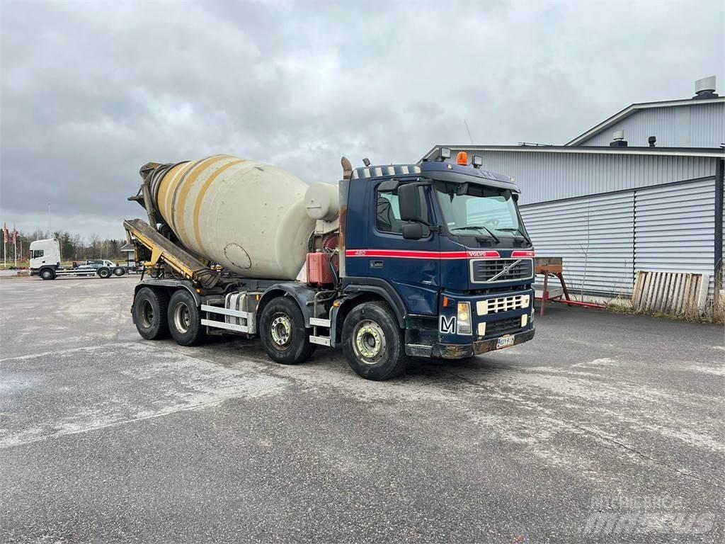 Volvo FM12 8X4 混凝土車
