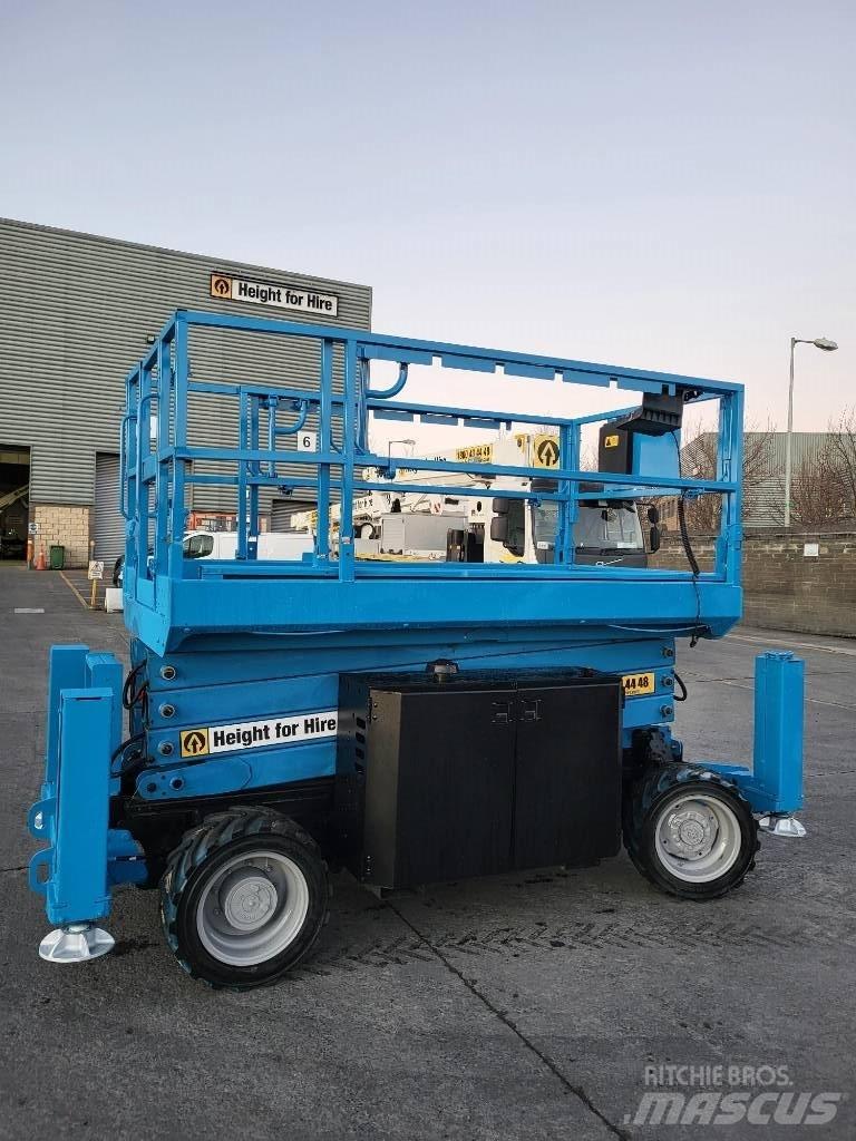 Genie GS 3369 RT 剪式升降機