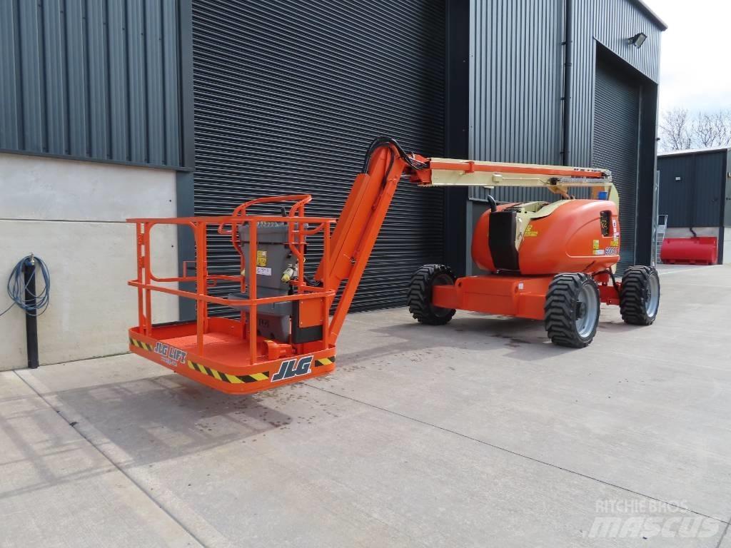 JLG 600 AJ 曲臂高空作業車